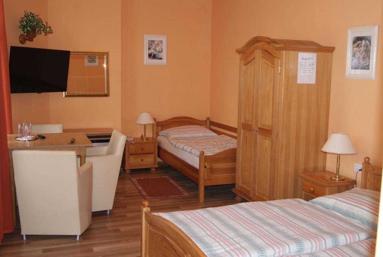 Hotel Alga Ustka Exterior foto